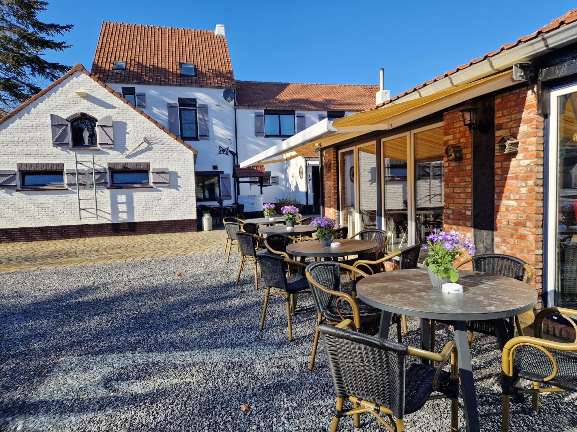 B&B De Kroonhoeve Беринген Екстериор снимка