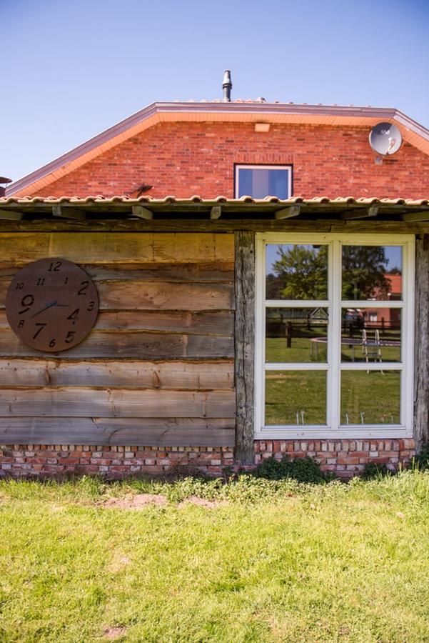 B&B De Kroonhoeve Беринген Екстериор снимка