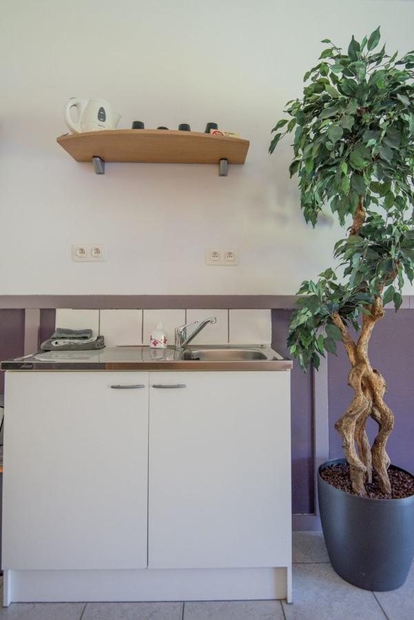B&B De Kroonhoeve Беринген Екстериор снимка